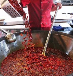 重慶火鍋底料食品廠，好的配菜，讓你彰顯男人風范